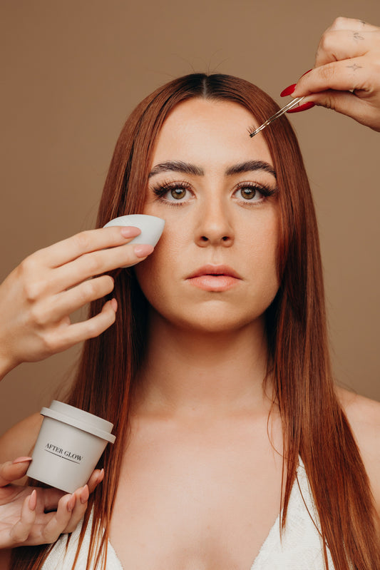 Let’s Glow Beauty blender with pod